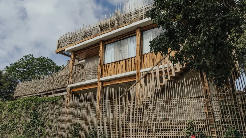 5 motivos para se hospedar na Villa Milos